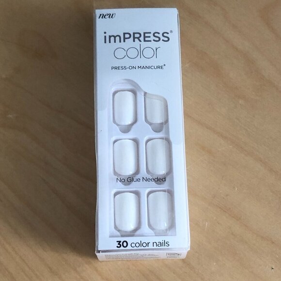 imPRESS KISS Color Short Squoval Press On Manicure Nails 019 Frosting White - Picture 3 of 7